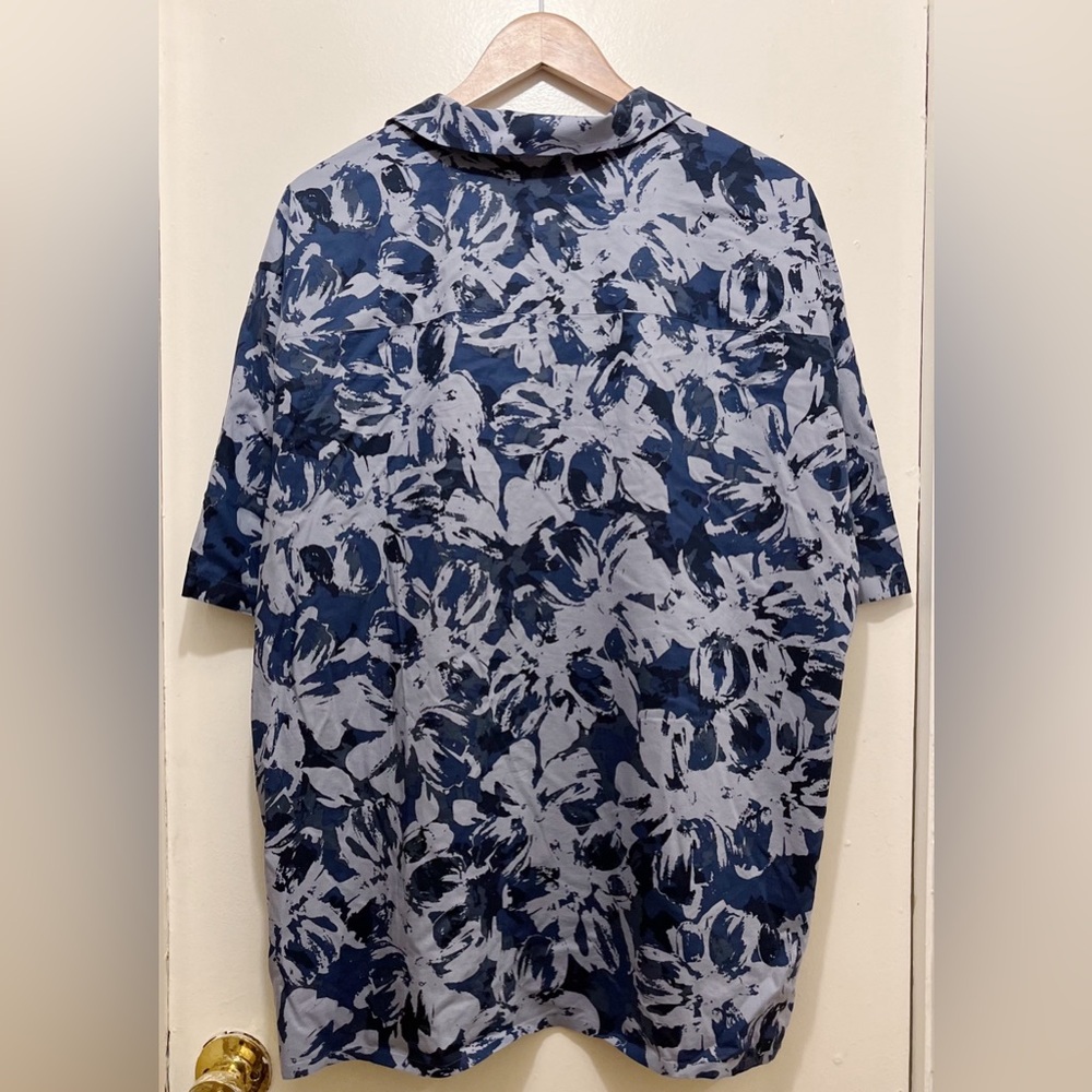 Uniqlo Open Collar Shirt - Picture 3 of 7